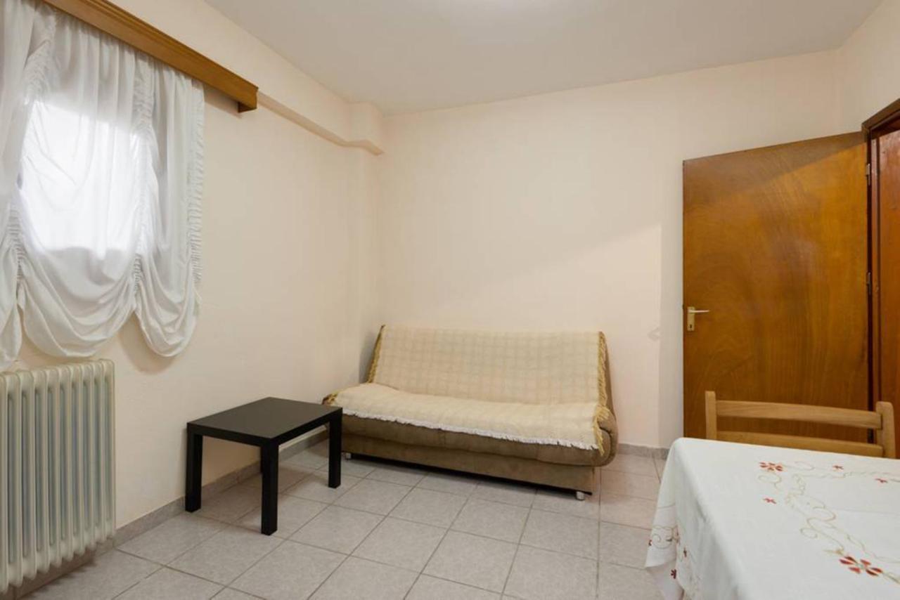 Independent In Pylaia. Apartment *