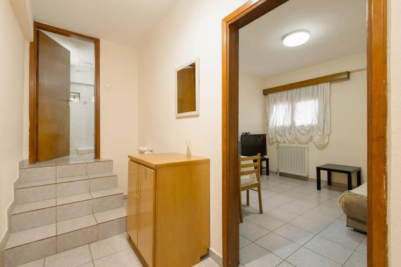 Independent In Pylaia. Apartment